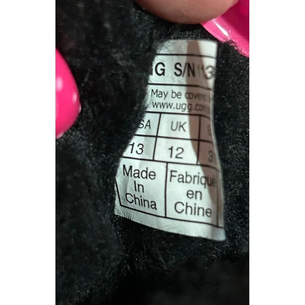 UGG Classic Ultra Mini Kids‎ Mini Boots Sz 13 Black Suede Soft Comfort Slip On